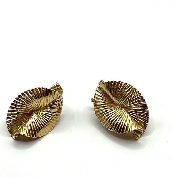 14 KT CARTIER Vintage CARTIER 14K Yellow Gold Fan Style Clip on Earrings Luxury - Picture 7 of 11